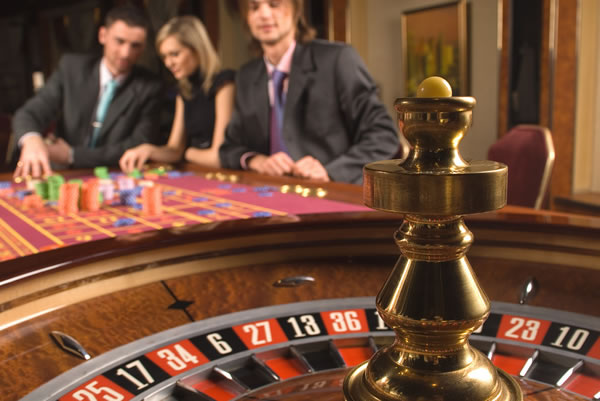Play Roulette Online For Fun, Excitement And To Get A Little Lucky!